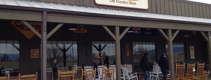 Cracker Barrel Old Country Store is one of Locais curtidos por Janice.