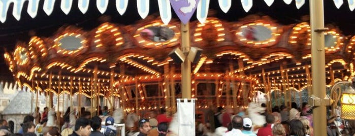 King Arthur Carousel is one of Rides I Done...Rode.