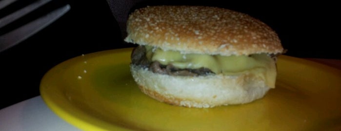 Giga Sandwich is one of Locais salvos de Rigo.