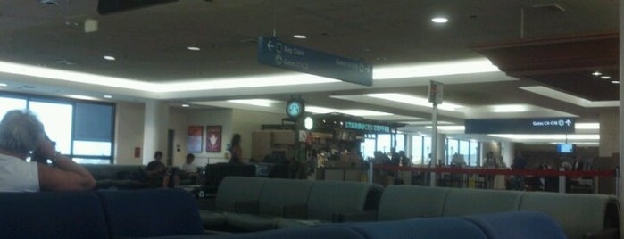 Gate C3 is one of Locais curtidos por Tammy.