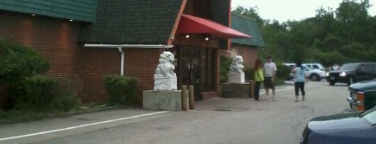 New Asia Chinese Restaurant is one of Places i've been.
