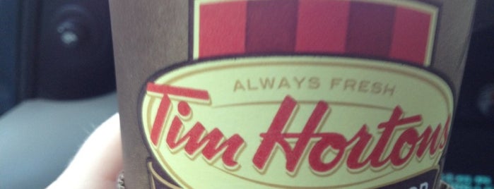 Tim Hortons is one of Darekさんのお気に入りスポット.