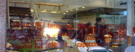 Aroma Café is one of Restaurantes Cafés en Caracas.