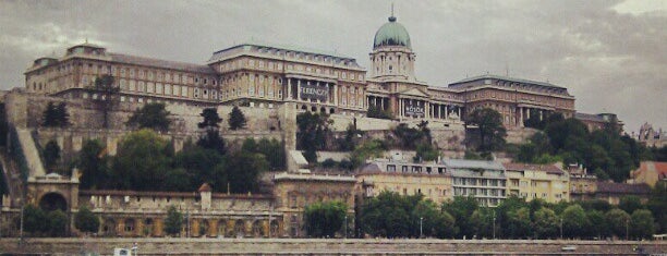 Castillo de Buda is one of StorefrontSticker #4sqCities: Budapest.