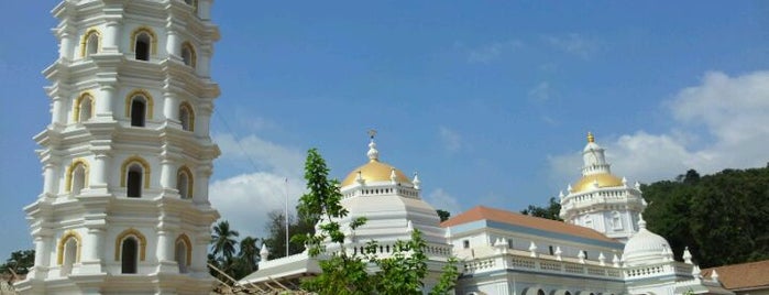 Shri Mangesh Temple is one of The Pearl of the Orient, Goa #4square.