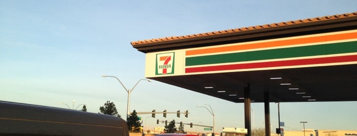 7-Eleven is one of Ryanさんのお気に入りスポット.