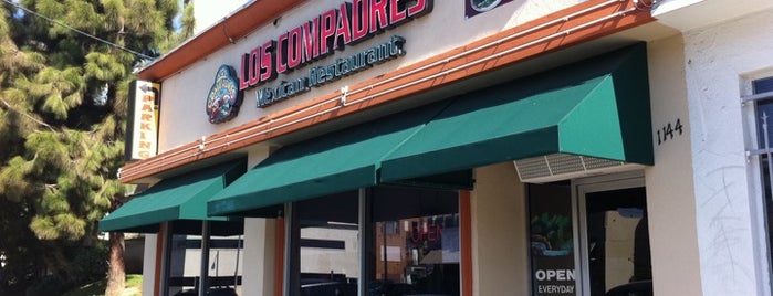 Los Compadres Restaurant is one of Tempat yang Disimpan Darius.