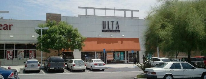 Ulta Beauty is one of Lugares favoritos de Brenda.