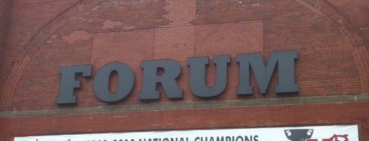 Halifax Forum is one of Lugares favoritos de Rick.