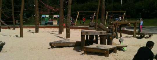 Horniman Triangle Play Area (Sandpit Park) is one of Kid Friendly London.
