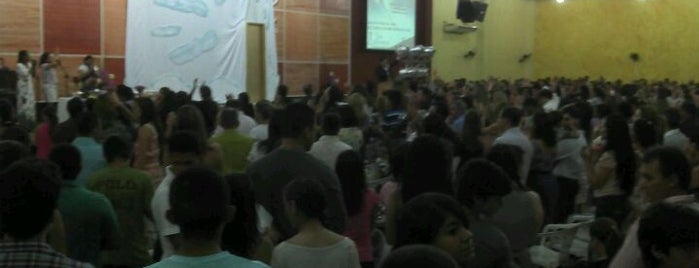 Igreja Metodista Wesleyana Central de Porto Velho is one of Locais curtidos por Bruno.