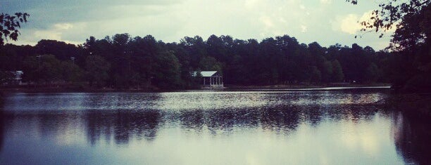 Turner Lake Park is one of Lieux qui ont plu à Edie.