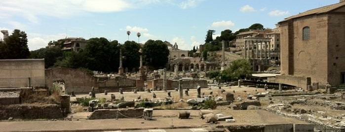 Roma Forumu is one of Guide to Roma's best spots.
