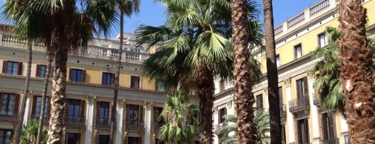 Plaça Reial is one of To visit: Barcelona.