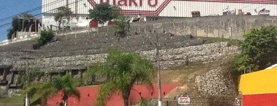 Makro Atacadista is one of Tempat yang Disukai Renato.