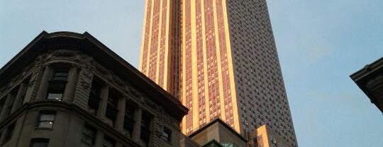 ตึกเอ็มไพร์สเตต is one of To do in NY.