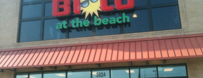 Super Bi-Lo at the Beach is one of Hollyさんのお気に入りスポット.