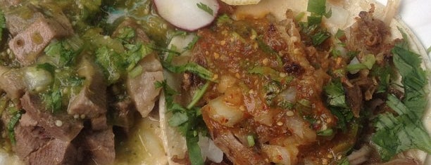 El Gallo Giro (Taco Truck) is one of SF Food.