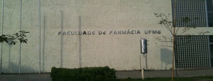 Faculdade de Farmácia is one of Campus.