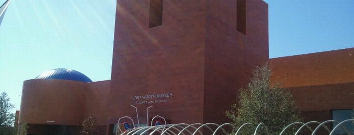 Fort Worth Museum of Science and History is one of Lugares guardados de Andrew.