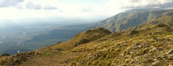 Mirador De Los Condores is one of Tempat yang Disukai Horacio A..