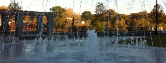 Piedmont Park Legacy Fountain is one of Best places around Atlanta Botanical Garden.