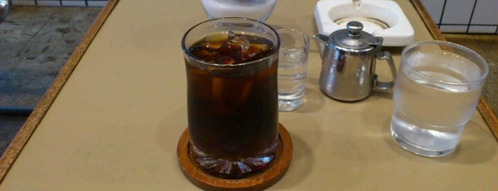 ジョリー・コアン is one of Top picks for Cafés.