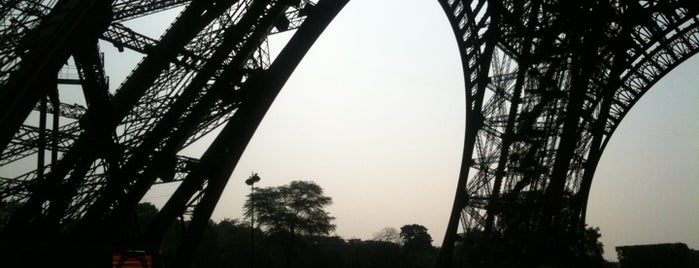 Tour Eiffel is one of Paris 2011.