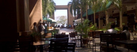 Gurney Plaza is one of Mall Hunters.