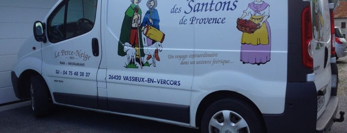 Le Petit Monde des Santons de Provence is one of Sites et visites.