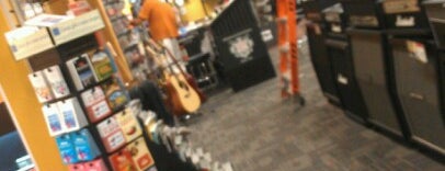 Guitar Center is one of Andrew’s Liked Places.