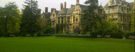 Pembroke College is one of Cambridge University colleges.