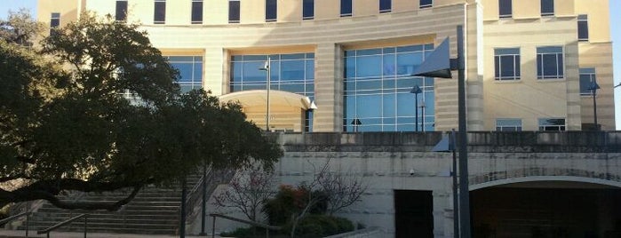 UTSA Main Building is one of Campus Tour.