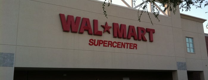 Walmart Supercenter is one of Orte, die Charlie gefallen.