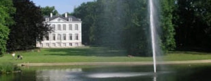 Château Maloukasteel is one of Woluwé-Saint-Lambert, Belgique.