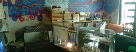 Antiquarium Records is one of Tempat yang Disukai Brandi.