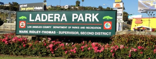 Ladera Park is one of Orte, die Velma gefallen.