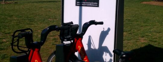 Capital Bikeshare - Fairfax Dr & Wilson Blvd is one of Quick Picks.