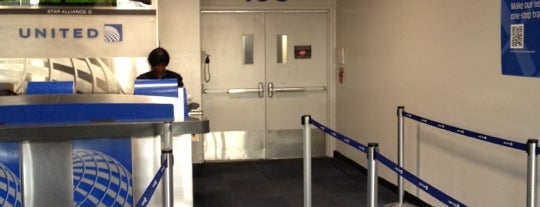 Gate C105 is one of Lizzieさんのお気に入りスポット.