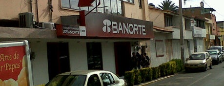 Banorte is one of andRuxさんのお気に入りスポット.