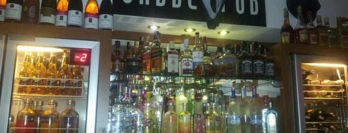 Cadde Pub is one of İzmir'de uğranılması gereken lezzet noktaları.