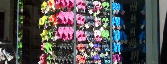 Crocs is one of Orte, die Terecille gefallen.