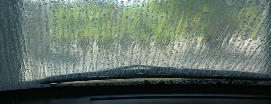 A1 Car Wash is one of Lugares favoritos de Ann.