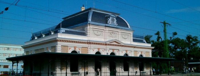 Gödöllő vasútállomás is one of Budapest-Sárospatak.
