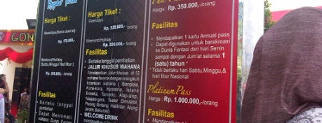 Dunia Fantasi (DUFAN) is one of Jakarta 05.