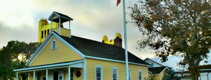 Old Sacramento Schoolhouse Museum is one of Museums-List 4.