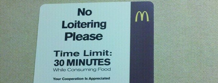 McDonald's is one of 24-hour food in Seattle.