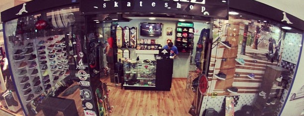 Matriz Skate Shop is one of Brez_pa.