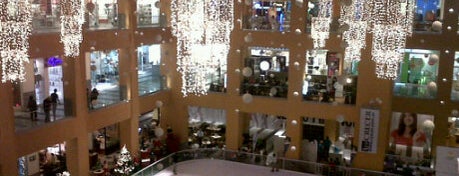 Centro Comercial Multiplaza is one of Frecuentemente!! Nice!!.