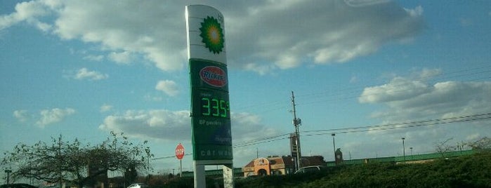 BP is one of Locais curtidos por Rew.